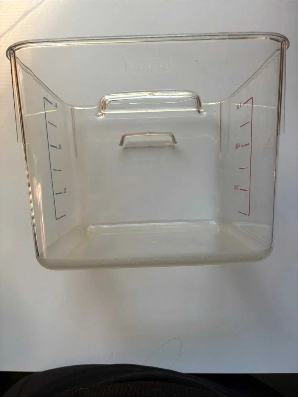 Rubbermaid Clear Plastic‎ Food Storage Bin with Volume Markings